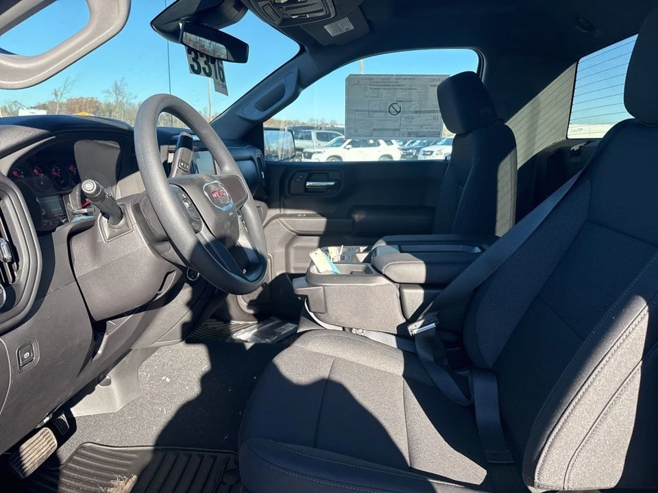 2025 GMC Sierra 5th Gen - Image 5 of 6