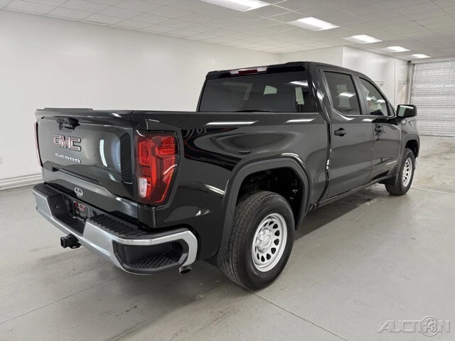 2025 GMC Sierra 5th Gen - Image 5 of 12
