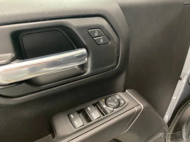 2025 GMC Sierra 5th Gen - Image 12 of 12