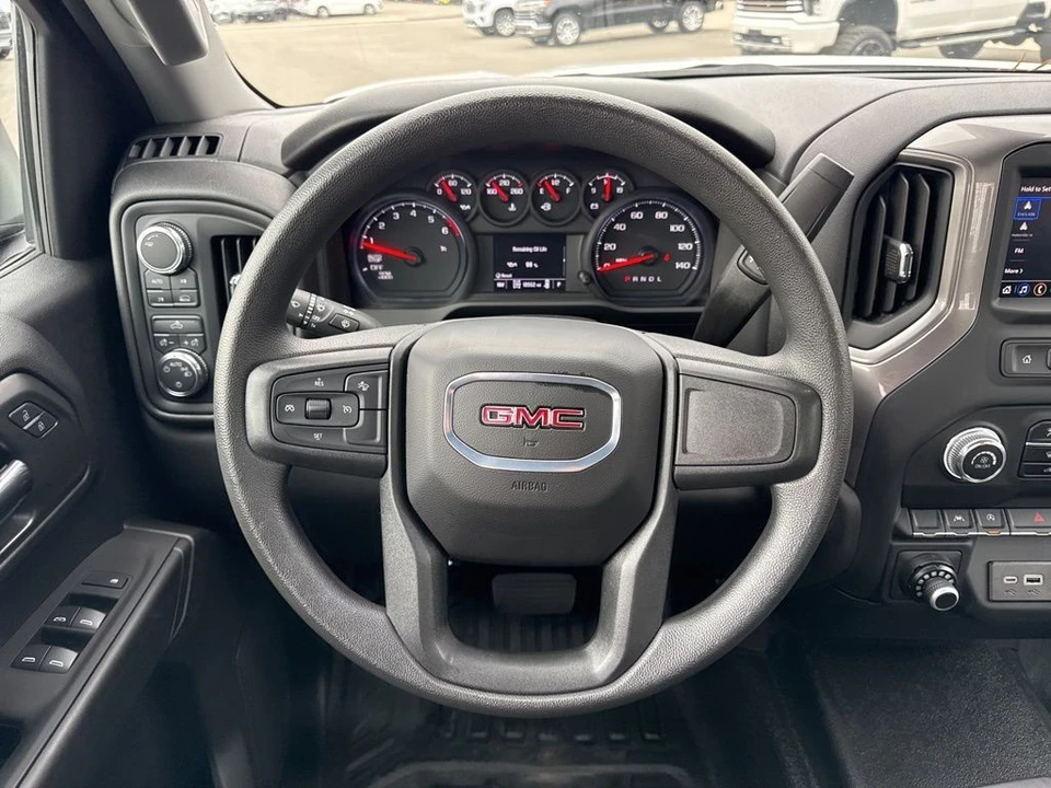 2025 GMC Sierra 5th Gen - Image 12 of 12