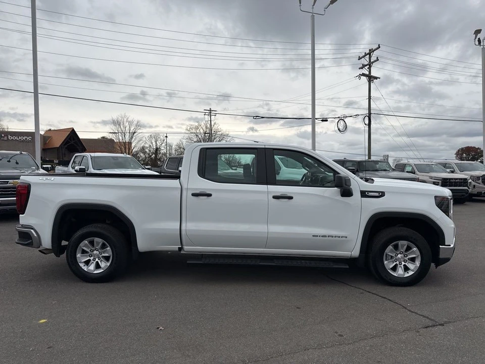 2025 GMC Sierra 5th Gen - Image 6 of 12