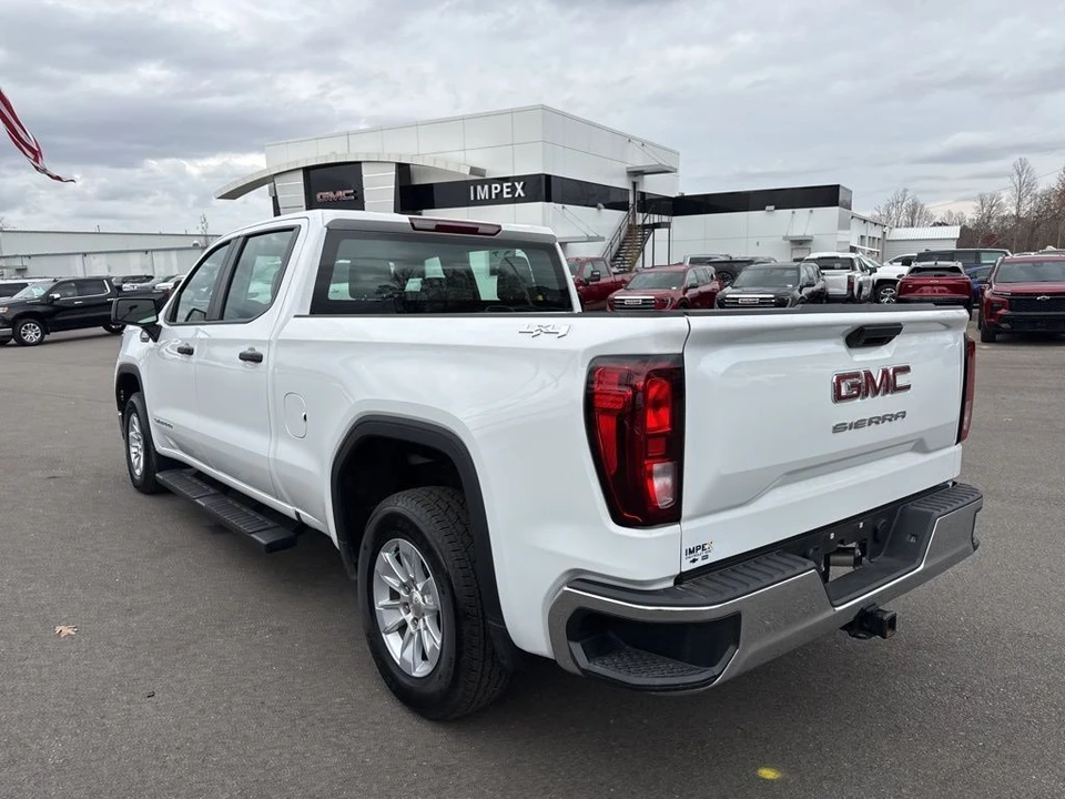 2025 GMC Sierra 5th Gen - Image 3 of 12