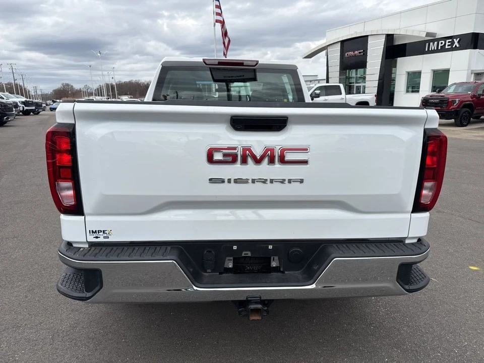 2025 GMC Sierra 5th Gen - Image 4 of 12