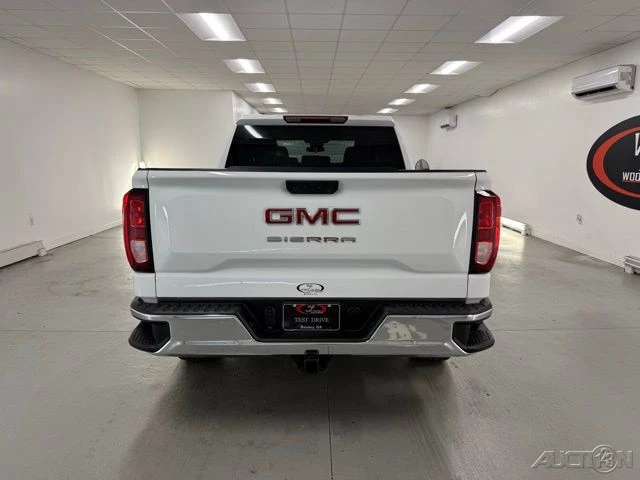 2025 GMC Sierra 5th Gen - Image 7 of 12