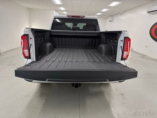2025 GMC Sierra 5th Gen - Image 9 of 12