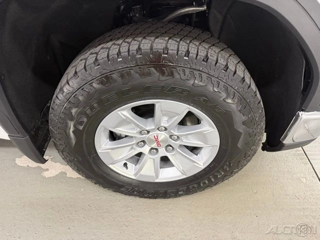 2025 GMC Sierra 5th Gen - Image 4 of 12
