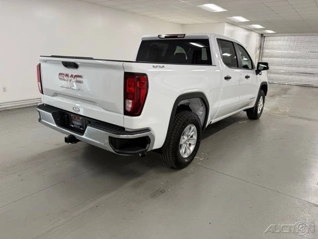 2025 GMC Sierra 5th Gen - Image 7 of 12