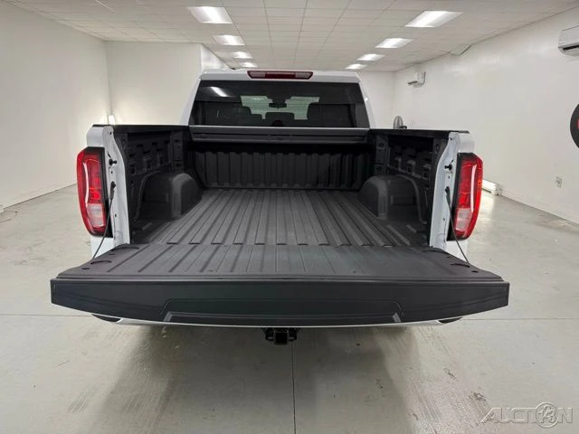 2025 GMC Sierra 5th Gen - Image 8 of 12