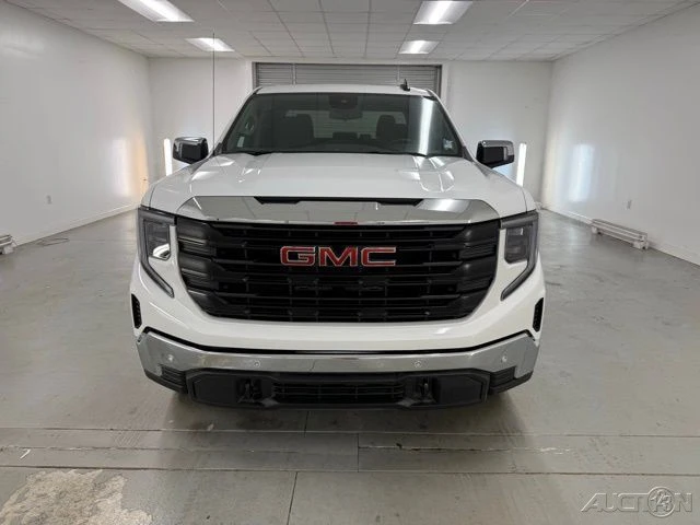 2025 GMC Sierra 5th Gen - Image 2 of 12