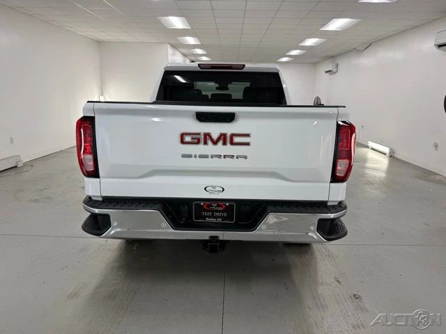2025 GMC Sierra 5th Gen - Image 7 of 12