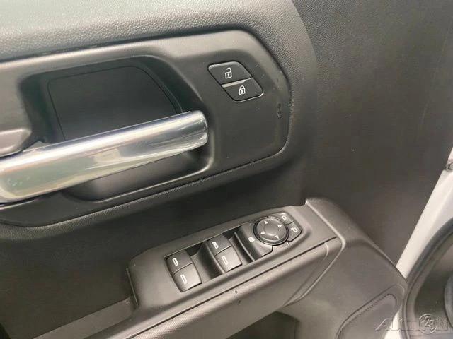 2025 GMC Sierra 5th Gen - Image 12 of 12