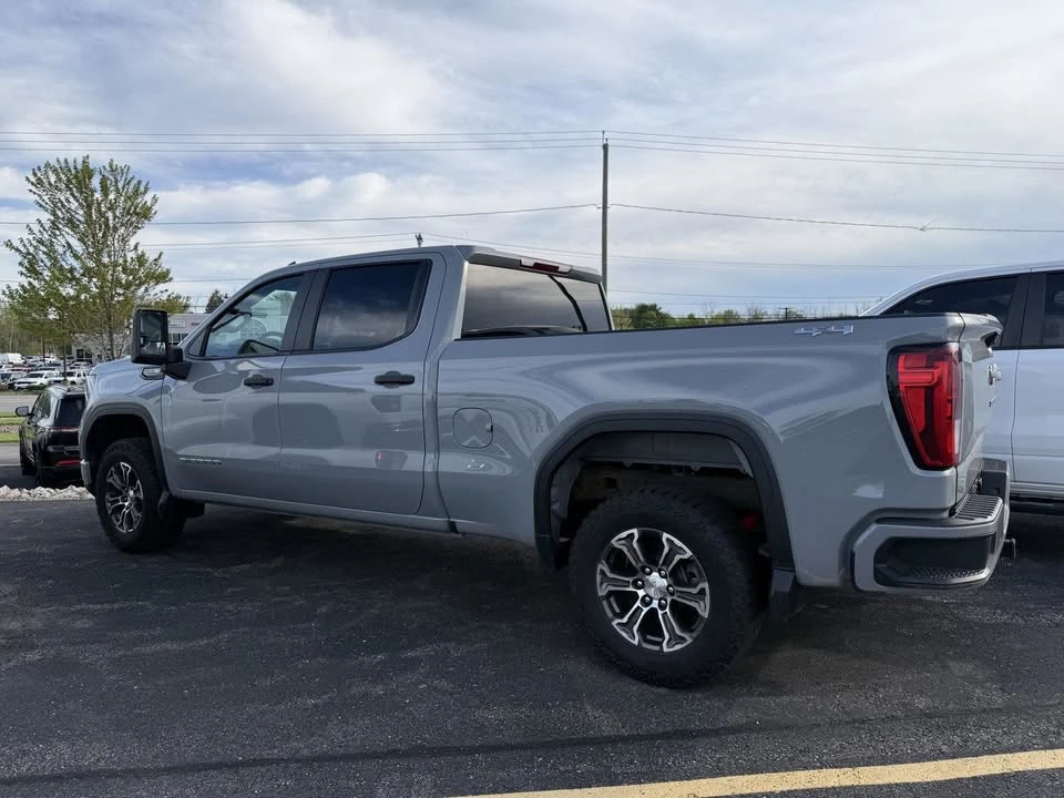 2025 GMC Sierra 5th Gen - Image 5 of 7