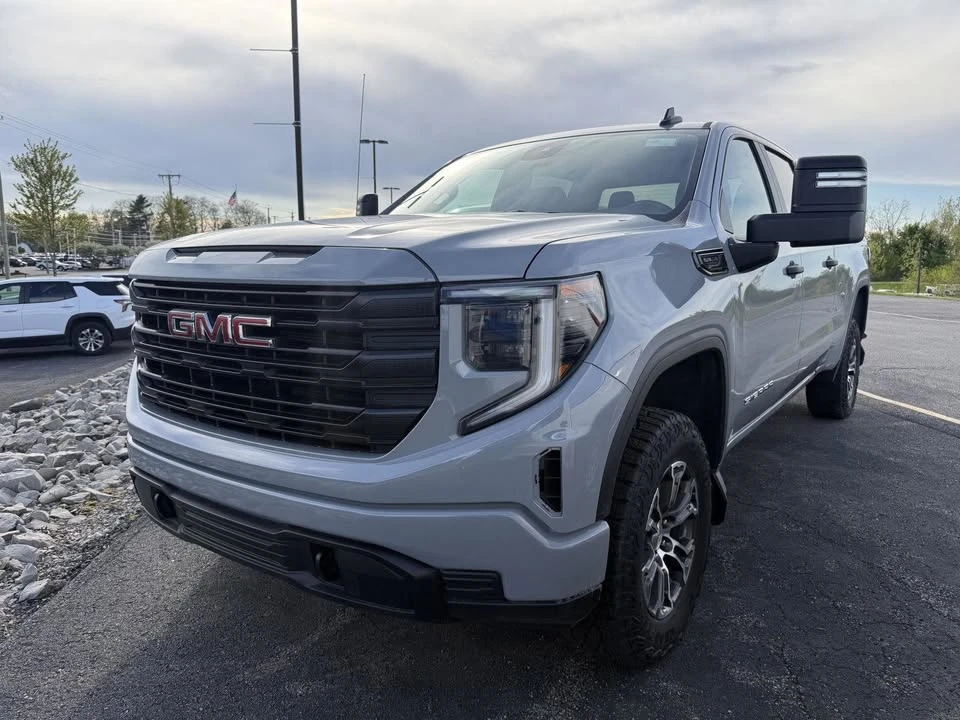 2025 GMC Sierra 5th Gen - Image 3 of 7