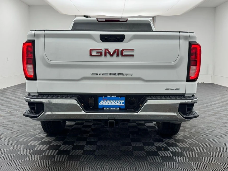2025 GMC Sierra 5th Gen - Image 7 of 12