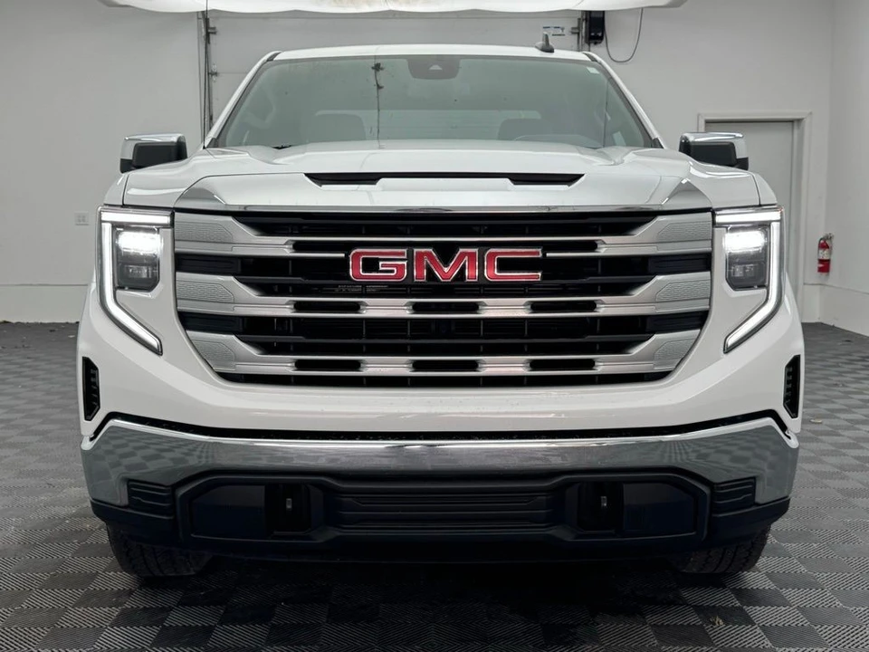 2025 GMC Sierra 5th Gen - Image 12 of 12