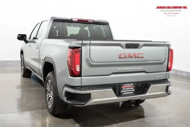 2025 GMC Sierra 5th Gen - Image 9 of 12