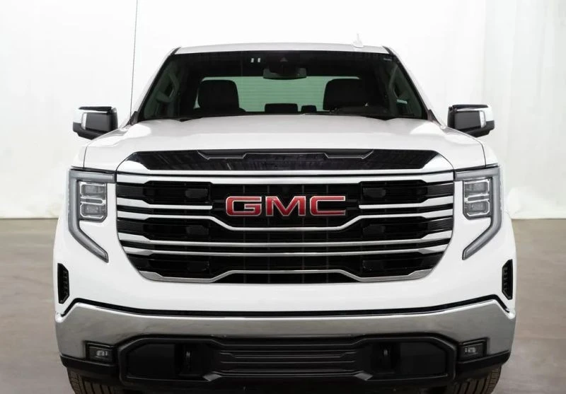 2025 GMC Sierra 5th Gen - Image 2 of 12