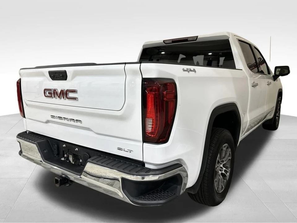 2025 GMC Sierra 5th Gen - Image 7 of 12