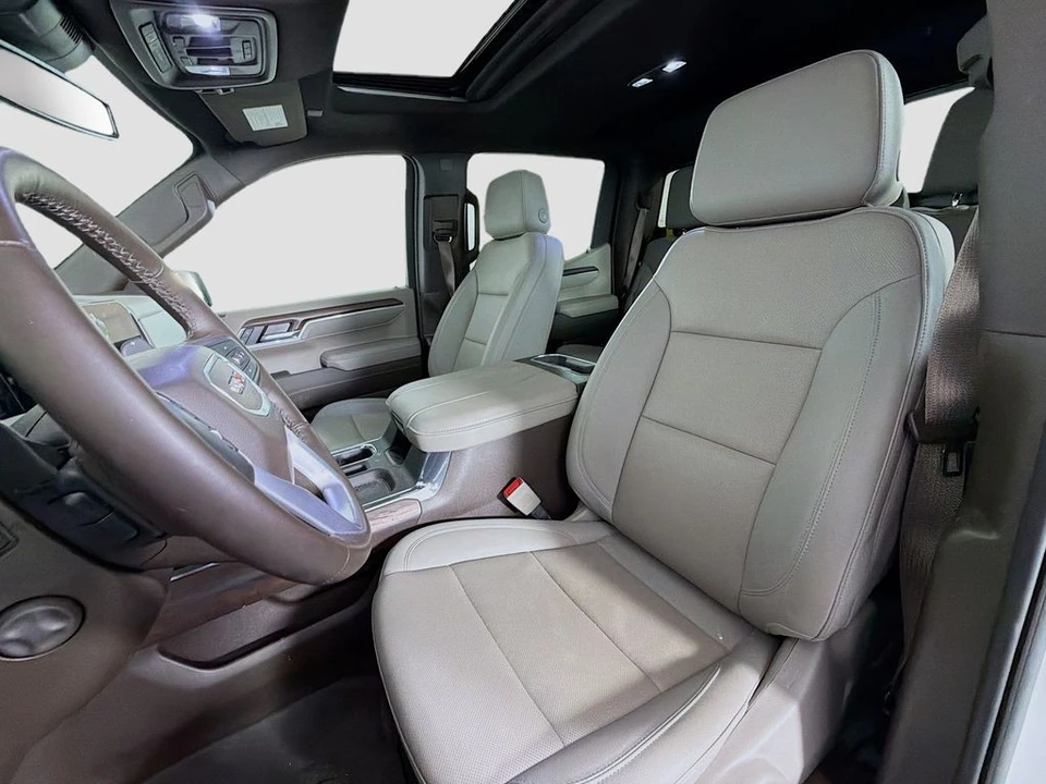 2025 GMC Sierra 5th Gen - Image 12 of 21