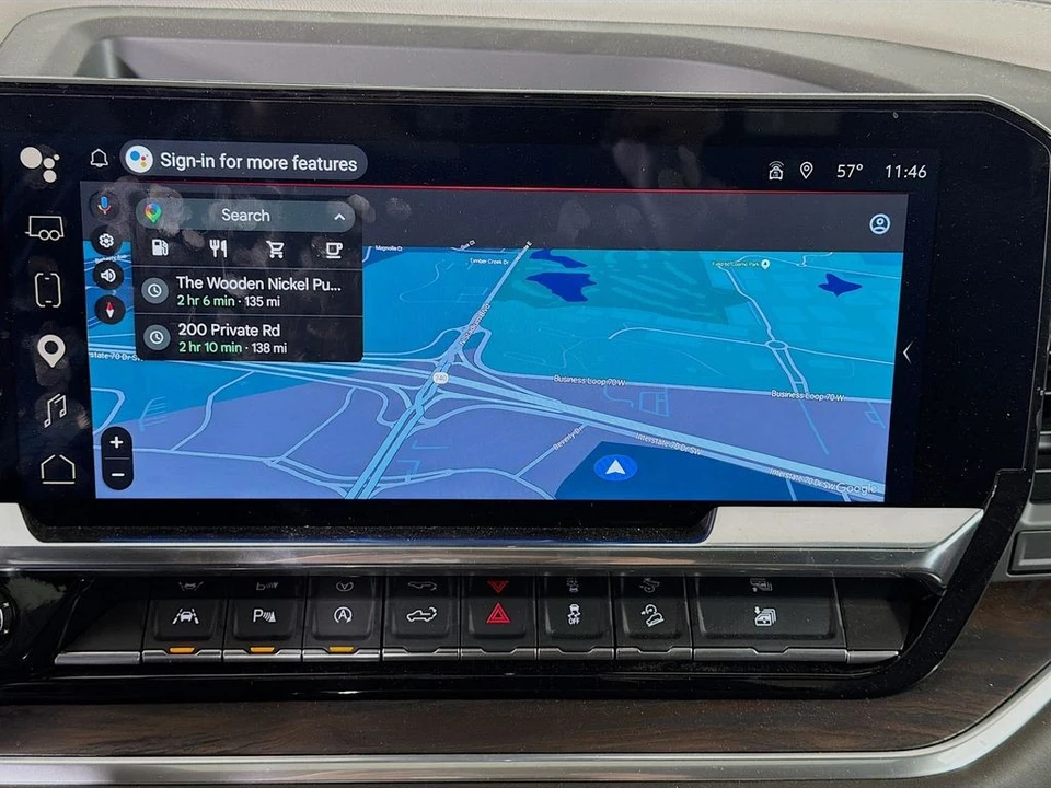 2025 GMC Sierra 5th Gen - Image 17 of 21