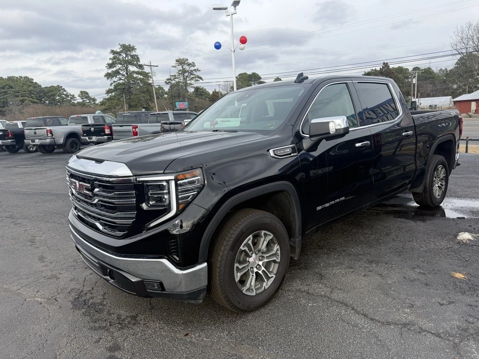 2025 GMC Sierra 5th Gen - Image 2 of 12
