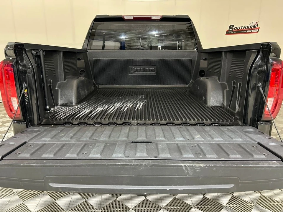 2025 GMC Sierra 5th Gen - Image 5 of 12