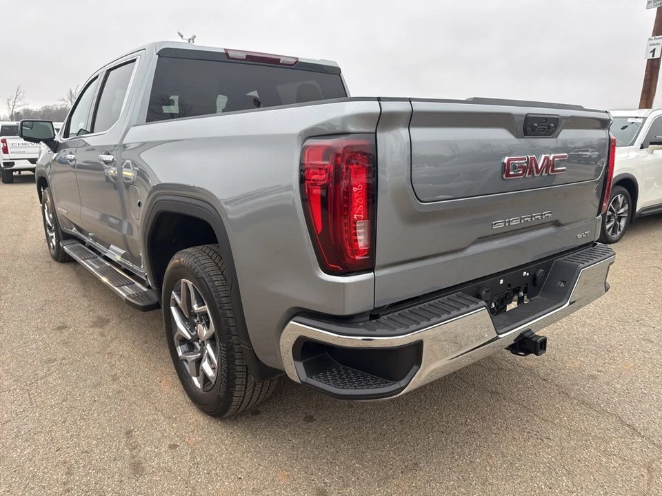 2025 GMC Sierra 5th Gen - Image 2 of 6