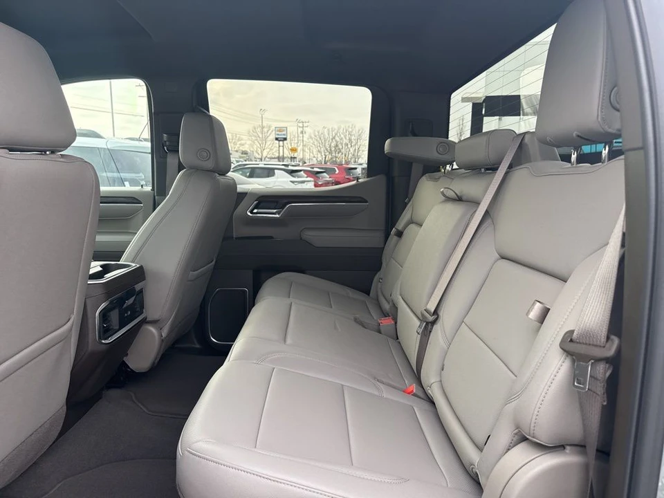 2025 GMC Sierra 5th Gen - Image 12 of 12