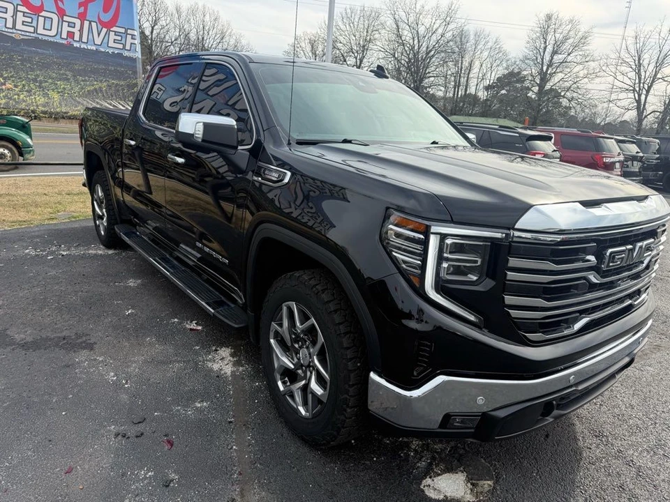 2025 GMC Sierra 5th Gen - Image 3 of 21