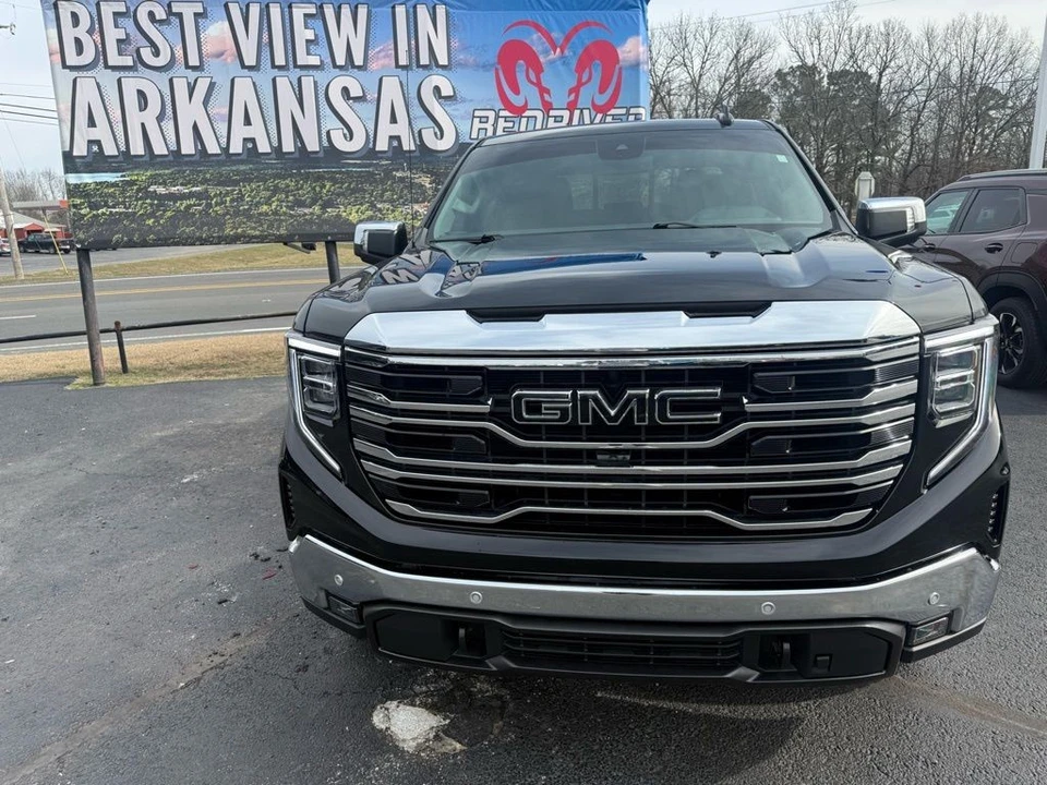 2025 GMC Sierra 5th Gen - Image 2 of 21