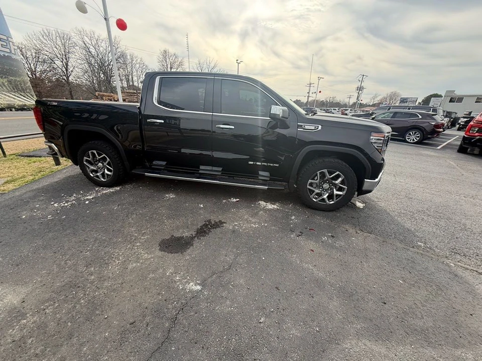 2025 GMC Sierra 5th Gen - Image 4 of 21
