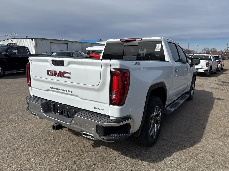 2025 GMC Sierra 5th Gen - Image 3 of 7