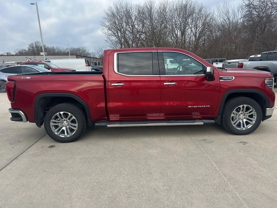2025 GMC Sierra 5th Gen - Image 6 of 12