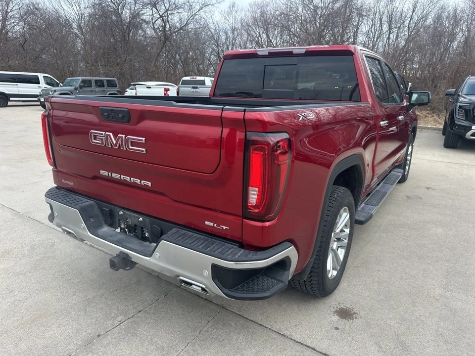 2025 GMC Sierra 5th Gen - Image 7 of 12