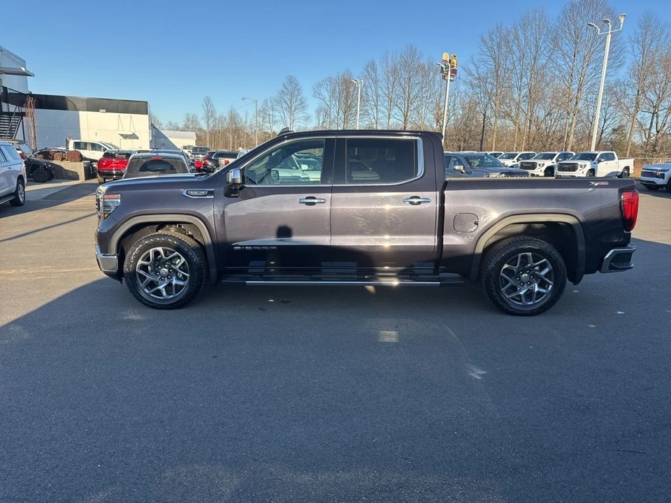 2025 GMC Sierra 5th Gen - Image 2 of 12