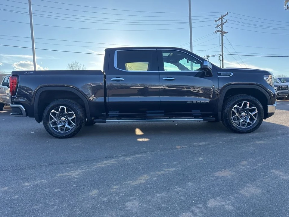 2025 GMC Sierra 5th Gen - Image 6 of 12