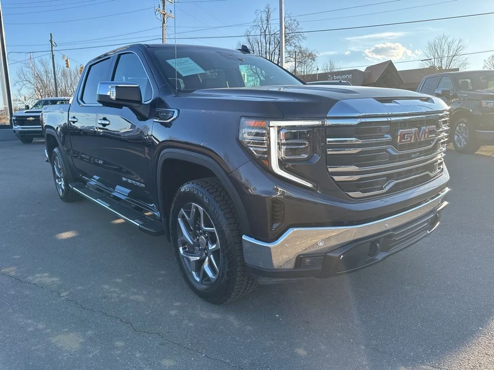 2025 GMC Sierra 5th Gen - Image 7 of 12