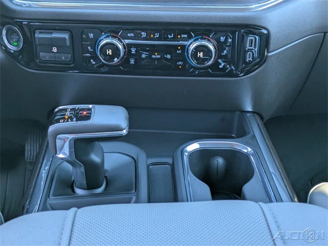 2025 GMC Sierra 5th Gen - Image 20 of 21
