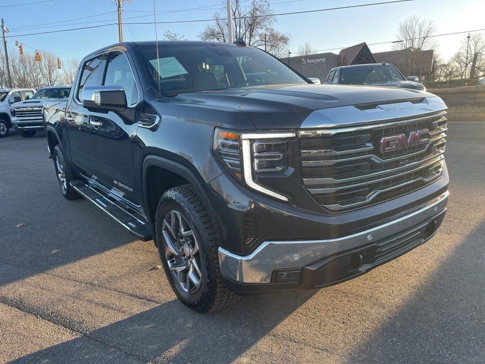 2025 GMC Sierra 5th Gen - Image 7 of 12