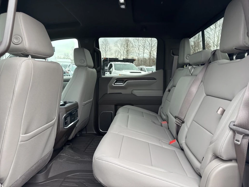 2025 GMC Sierra 5th Gen - Image 12 of 12