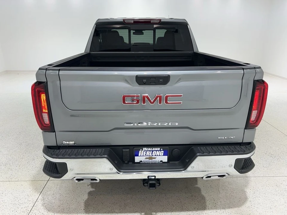2025 GMC Sierra 5th Gen - Image 4 of 31