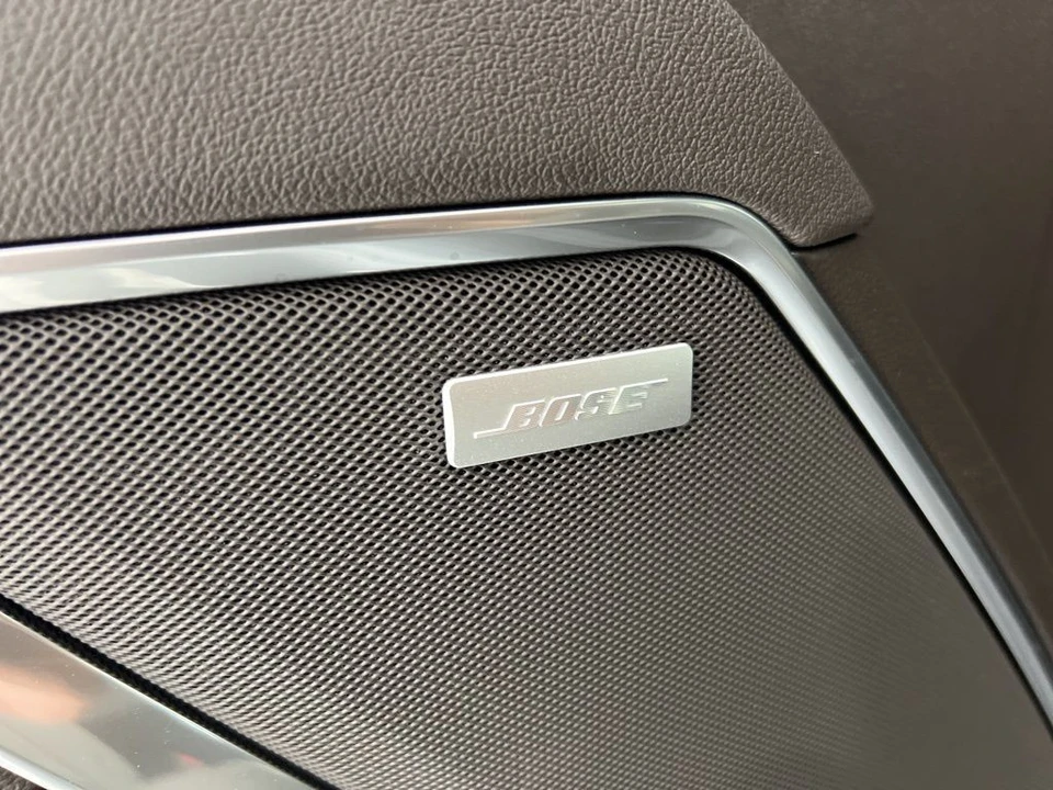 2025 GMC Sierra 5th Gen - Image 22 of 31