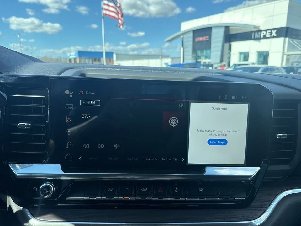 2025 GMC Sierra 5th Gen - Image 19 of 21