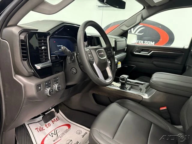 2025 GMC Sierra 5th Gen - Image 12 of 12