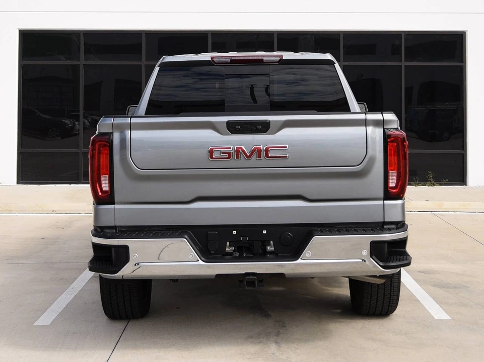 2025 GMC Sierra 5th Gen - Image 7 of 18