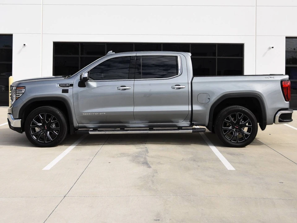 2025 GMC Sierra 5th Gen - Image 5 of 18