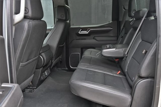 2025 GMC Sierra 5th Gen - Image 20 of 21