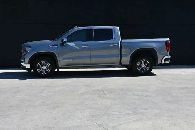 2025 GMC Sierra 5th Gen - Image 7 of 18