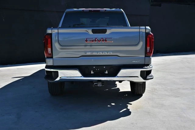 2025 GMC Sierra 5th Gen - Image 5 of 18