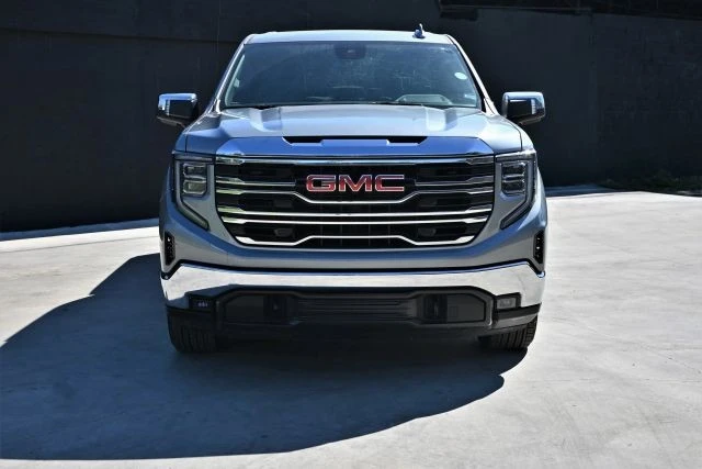 2025 GMC Sierra 5th Gen - Image 2 of 18